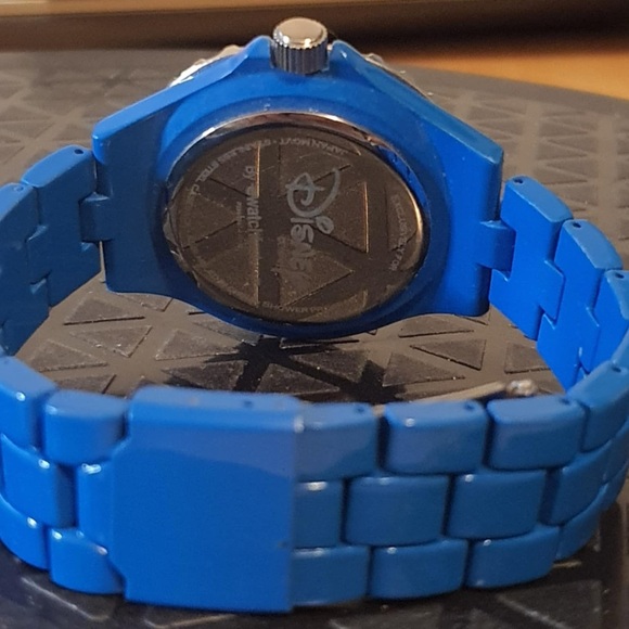 10/$20 Disney by Ewatchfactory Frozen Silver Blue Rhinestone Women's Watch - Picture 3 of 4